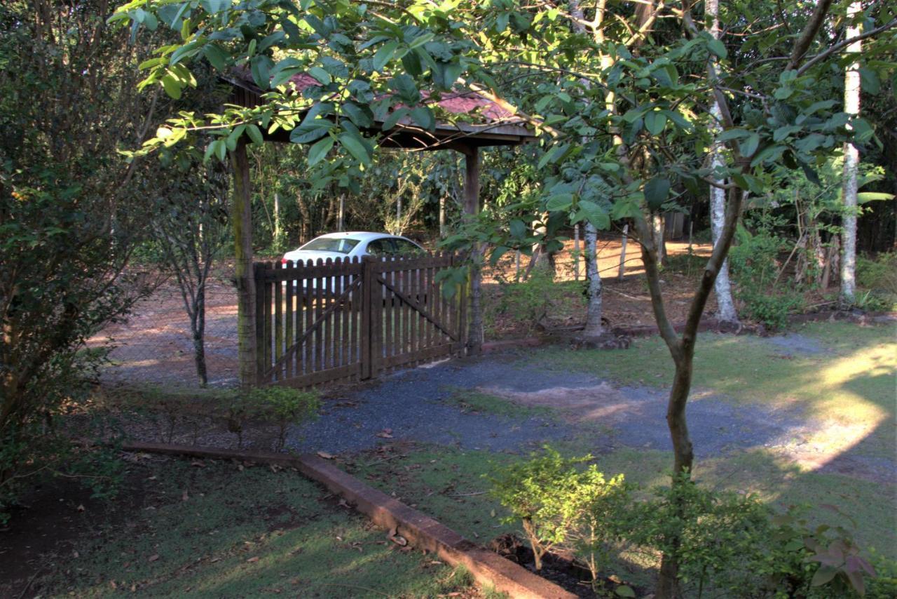 Casa Unica Com Piscina E Lareira A 1,2 Km Do Centro Villa Chapada dos Guimaraes Ngoại thất bức ảnh