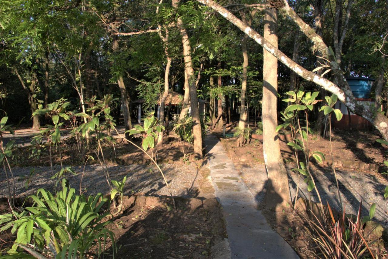 Casa Unica Com Piscina E Lareira A 1,2 Km Do Centro Villa Chapada dos Guimaraes Ngoại thất bức ảnh