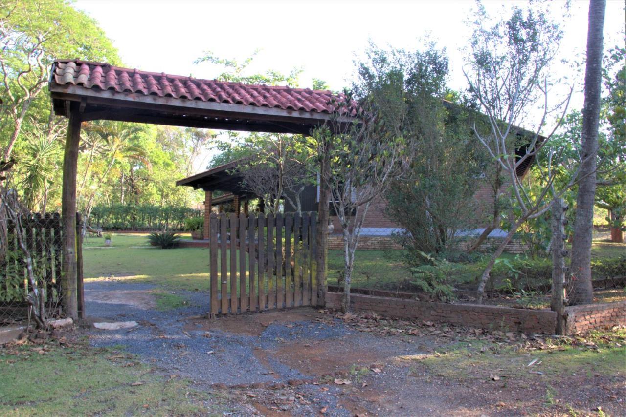 Casa Unica Com Piscina E Lareira A 1,2 Km Do Centro Villa Chapada dos Guimaraes Ngoại thất bức ảnh