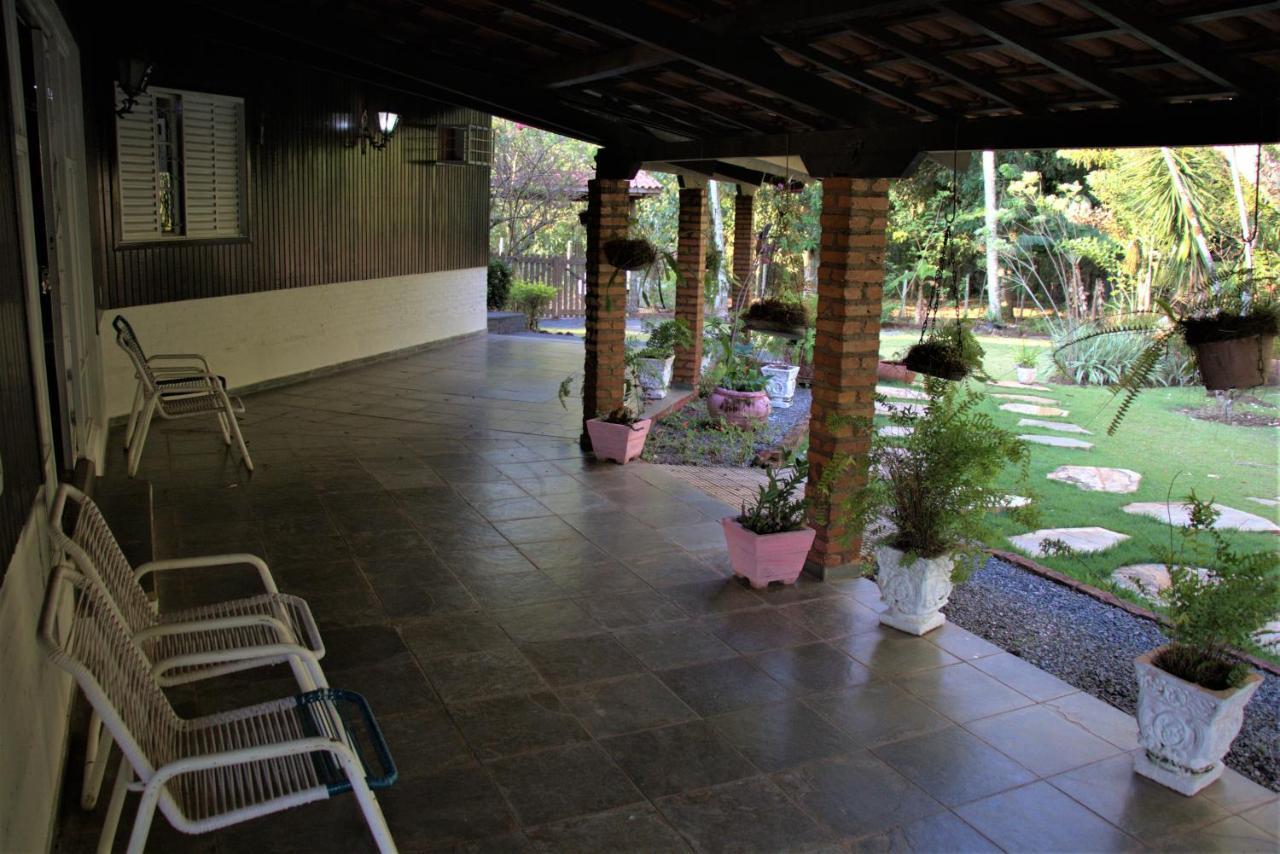 Casa Unica Com Piscina E Lareira A 1,2 Km Do Centro Villa Chapada dos Guimaraes Ngoại thất bức ảnh
